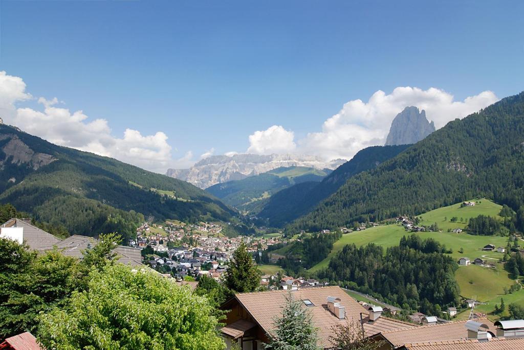 Hotel Talblick Ortisei Exterior foto